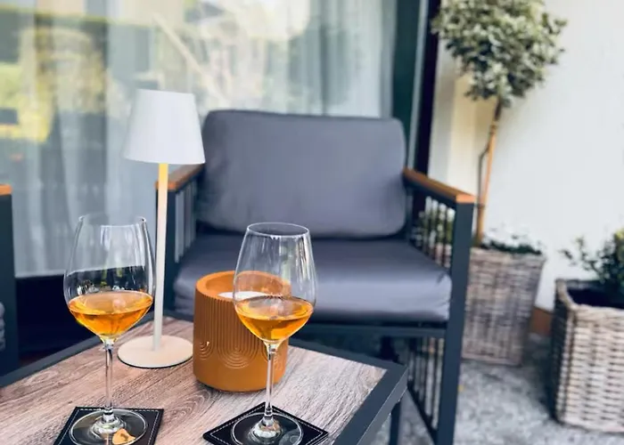 Urban Nest Neheim Διαμέρισμα Άρνσμπεργκ